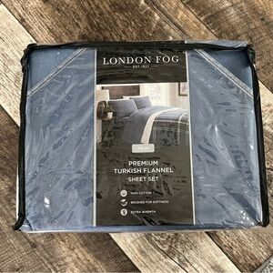 London Fog Twin Blue Flannel Sheet Set